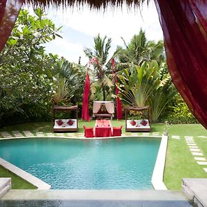 Four-Bedroom Villa Private Pool